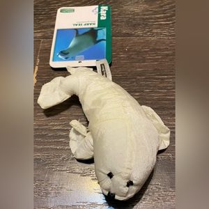 Holiday Inn Harp Seal